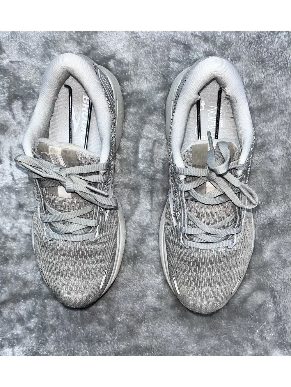 Brooks Ghost 14 Grey Athletic Running Womens Size 6.5 D Wide Sneakers Shoes
